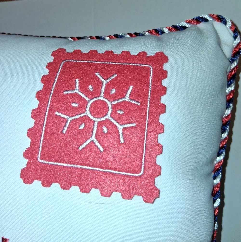 Santa Claus Envelope Pillow